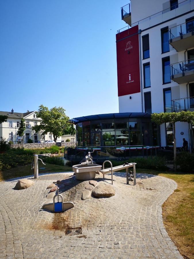 Albert-Inn-Glowe - Barrierefrei & 3 Schlafzimmer & Coworking & Strandkorb-Saisonal & Sauna Im Haus & Fahrraeder Buitenkant foto